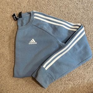 Adidas crewneck